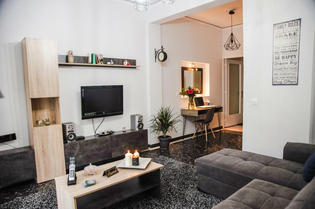 Luxury Apartment Near Acropolis! In The Heart Of Athens! Exterior photo